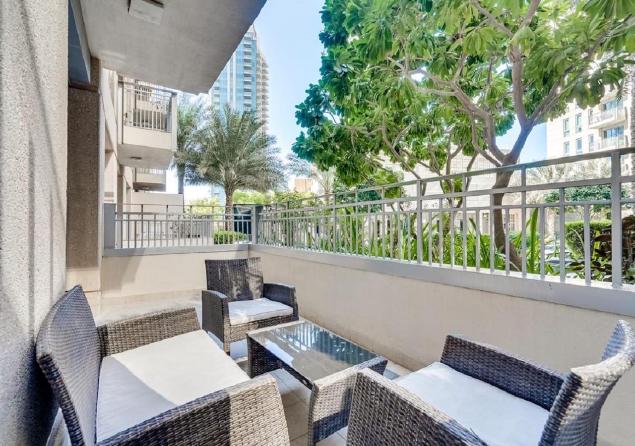The Forest Green Ease By Emaar Cozy One Bedroom Apartment